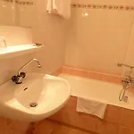 Otel Du Lion D'or 3*