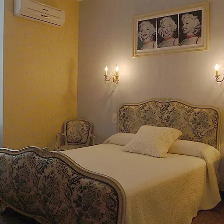 酒店 Du Lion D'or 昂特赖格·苏尔·特鲁耶