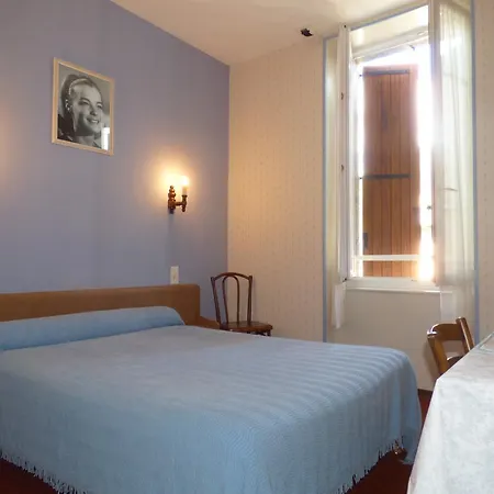 Du Lion D'or 酒店 3*